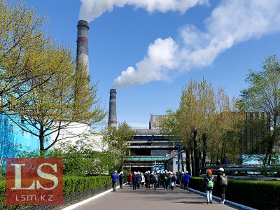 Казахстан построит три новых ТЭЦ без участия России