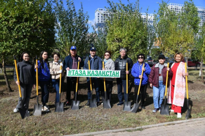 От депутатов до спортсменов: кто принял участие в экосубботнике в Астане?