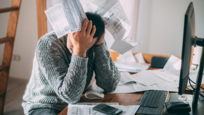 Новые правила усложнят выдачу кредитов для тысяч казахстанцев