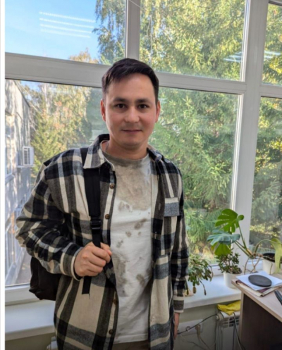 Актер Мусавиров рассказал, почему концерты в сериале &laquo;Ильhам&raquo; снимают по ночам