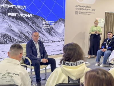 Кухарук ответил на &laquo;неудобные вопросики&raquo; юных югорчан: &laquo;Не каждый взрослый справится&raquo;