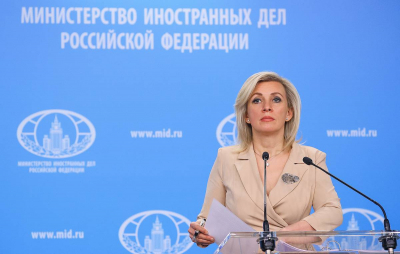 Захарова напомнила о русской даче и умении делиться сокровенным на форуме